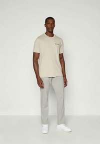 Champion ICONS CONTRAST CREWNECK - Basic póló - beige