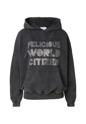 Svart huvtröja med texten "FELICIOUS WORLD CITIZEN" i silverfärgade strasstenar, med framficka och ribbade muddar.
