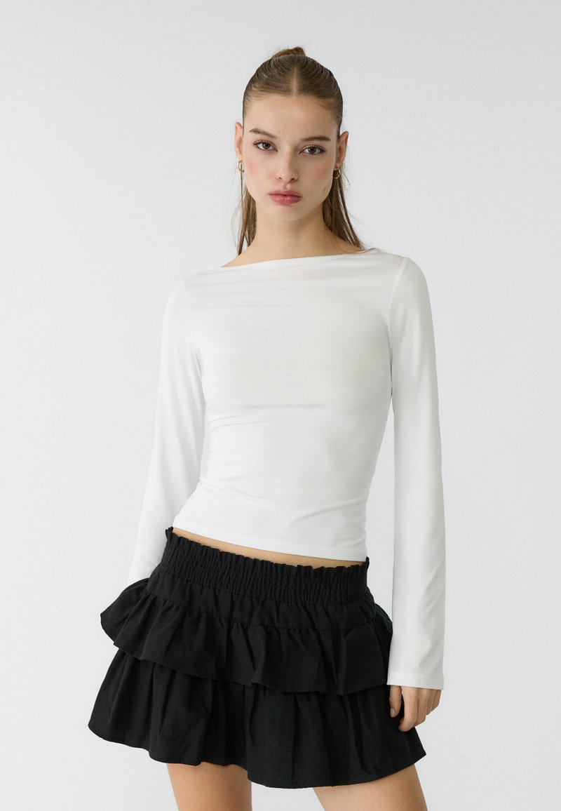 Stradivarius - WITH BOAT NECK  - Long sleeved top - white, Enlarge