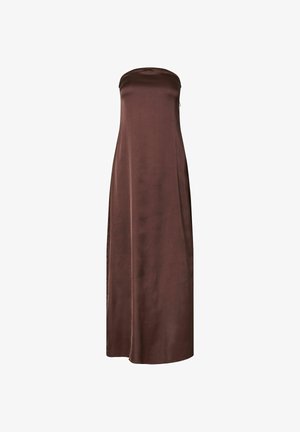 Pieces, Midi PCTASIN TUBE SMOCK - Robe de cocktail - chicory coffee