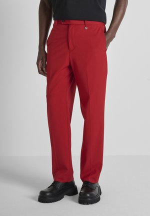 EVAN WITH  PLAQUETTE ON FRONT LOOP - Pantaloni - dark red