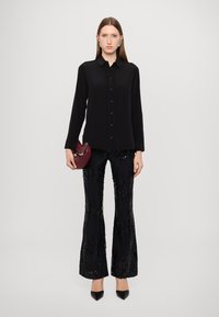 The Kooples CHEMISE - Nööpidega pluus - black