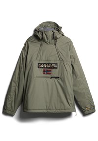 Olivgrön jacka med huva, med en framficka med dragkedja och en patch som inkluderar en norsk flagga och logotyp. Tyget verkar lätt.