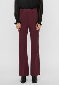 Bordeaux flared pants gemaakt van een soepele stof, met een hoge taille, op maat gemaakte pasvorm en een schone voorzijde.