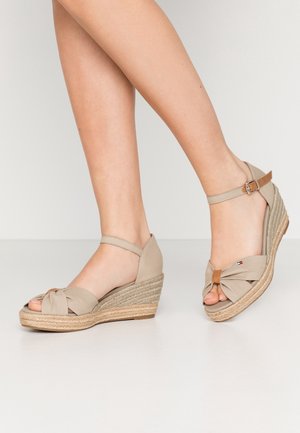 Espadrilles - beige