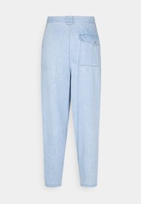 CLOSED Džíny Relaxed Fit - light blue