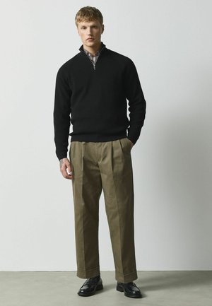 Next, ESSENTIAL TEXTURED QUARTER ZIP JUMPER 2 PACK - Strickpullover - black grey