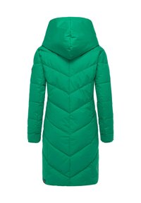 Zielona kurtka puchowa z wzorem w zygzak, długimi rękawami i kapturem, o prostym kroju i gładkim, izolującym materiale.