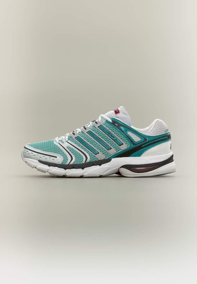 adidas Originals ADISTAR CONTROL 5 silver-coloured metallic/equipment green/pure ruby/silver-coloured