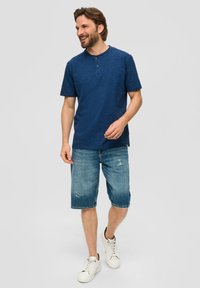 s.Oliver HENLEYAUSSCHNITT - T-shirt basic - navy