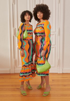 CURVED WAVE SIERRA DRESS - Day dress - multi