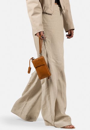 Burkely, SKYLAR - Sac bandoulière - cognac