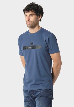 OXSHOTT - Print T-shirt - air blue