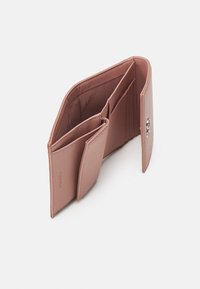 Calvin Klein RELOCK TRIFOLD  - Peněženka - ash rose