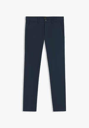 Marineblaue, schmal geschnittene Hose mit Vordertaschen, Gürtelschlaufen und Knopfverschluss, flach auf weißem Hintergrund präsentiert.