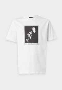 Δεν επιλέχθηκε, white