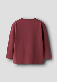 Langarmshirt in einem tiefen Burgunderrot, aus weichem Baumwollstoff gefertigt. Mit einem runden Ausschnitt und gesäumtem Saum, ohne sichtbare Muster.