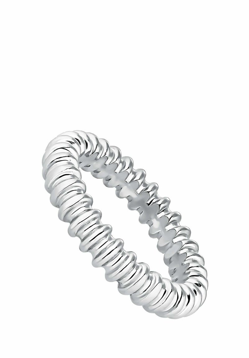 Anillo de plata con un diseño ondulado y texturizado. Forma circular con secciones acanaladas redondeadas y alternas que crean un efecto visual dinámico.