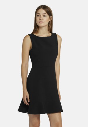 Schwarzes ärmelloses Kleid mit rundem Ausschnitt, tailliertem Oberteil und ausgestellt geschnittenem Saum. Hergestellt aus einem glatten Material ohne sichtbare Muster.