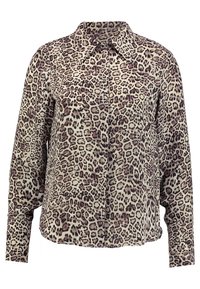 Bluse med leopardprint i let stof, med krave og lange ærmer. Farverne inkluderer beige, brun og sort i et pletmønster.