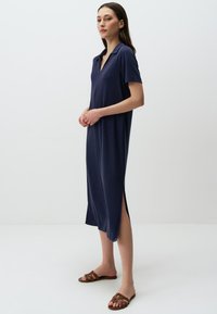 Jimmy Key SHORT SLEEVE BASIC MIDI WITH SLITS - Jerseyjurk - dark blue