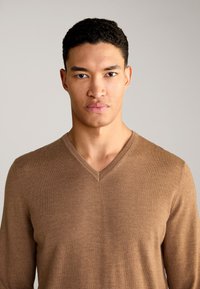 JOOP! Strickpullover - braun
