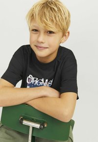 Jack & Jones Junior GEDRUCKT - T-shirt imprimé - black