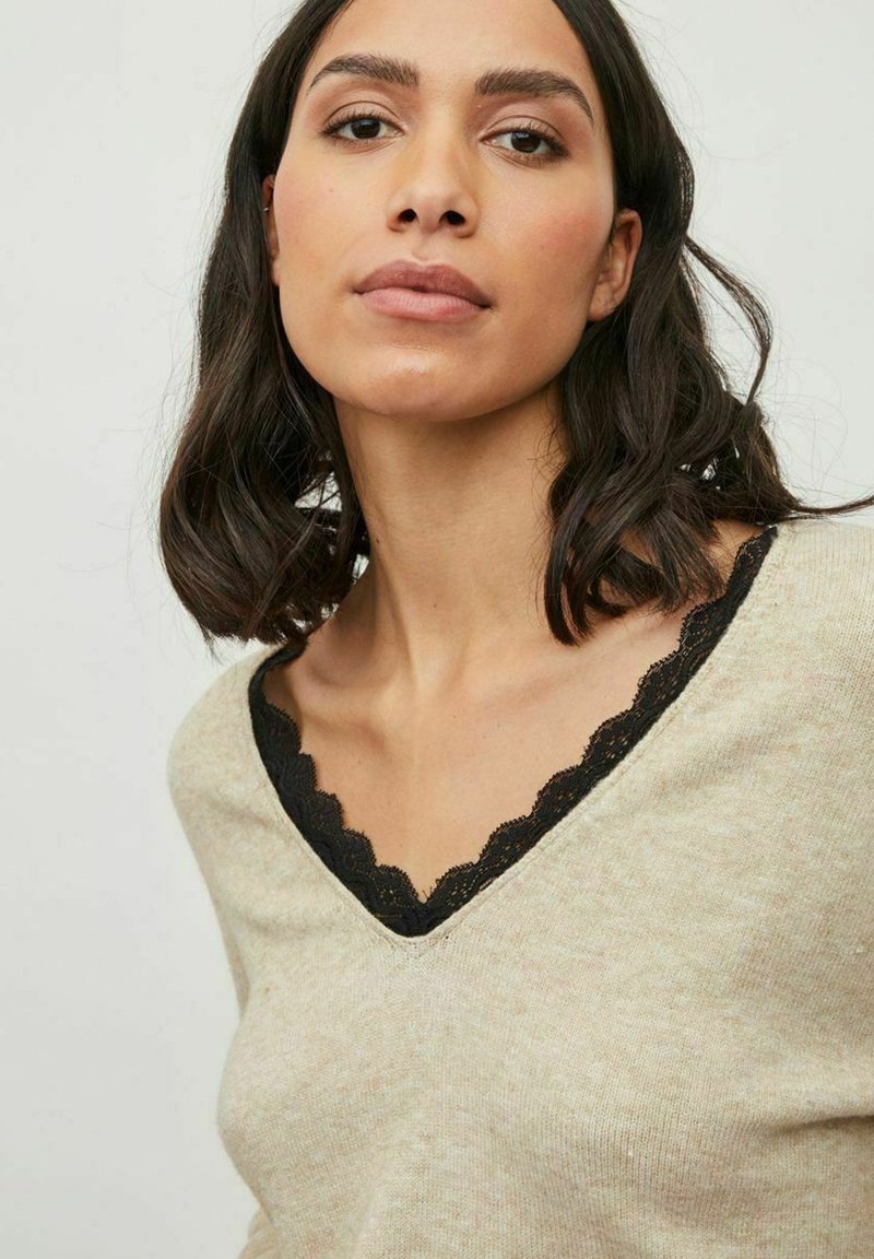 Damen Strickjacken | Vila VIRIL Strickpullover natural melange/beige - GW13874 Damen Strickjacken | Vila VIRIL Strickpullover natural melange/beige - GW13874