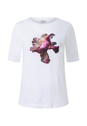 Weißes Kurzarmhemd mit rundem Ausschnitt, mit einem großen, detaillierten pinken und violetten Blumenmotiv in der Mitte.