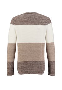 Maglione lavorato a maglia con strisce orizzontali in beige, crema e marrone. Maniche lunghe e scollo rotondo con una finitura texturizzata.