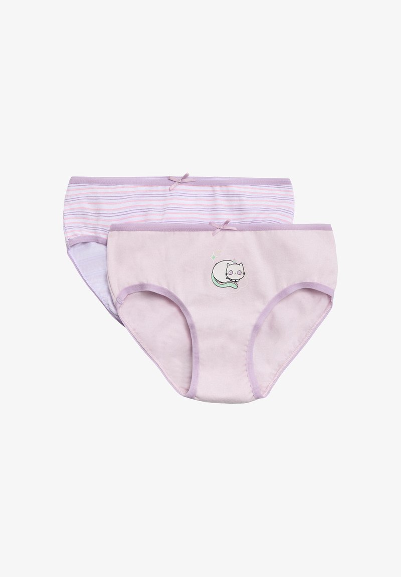 Dos pares de ropa interior de algodón: uno de color lila sólido con un diseño de gato, el otro a rayas en púrpura y rosa con un lazo en la cintura.