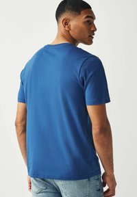 Next REGULAR - Základné tričko - bright blue