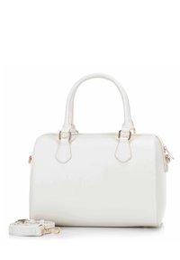 Sac à main en simili cuir blanc avec une forme structurée, double poignées supérieures, quincaillerie dorée et une bandoulière amovible.