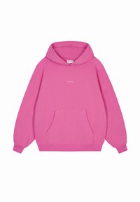 Rozā kapuce, kas izgatavota no mīksta materiāla, ar priekšējo kabatu, regulējamu kapuci un baltu logo tekstu uz krūtīm.
