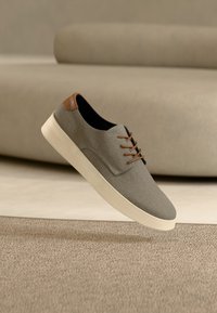 Sélectionné, taupe