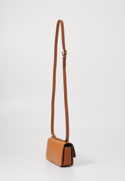 Tory Burch ELEANOR SMALL CONVERTIBLE SHOULDER BAG - Handbag - whiskey