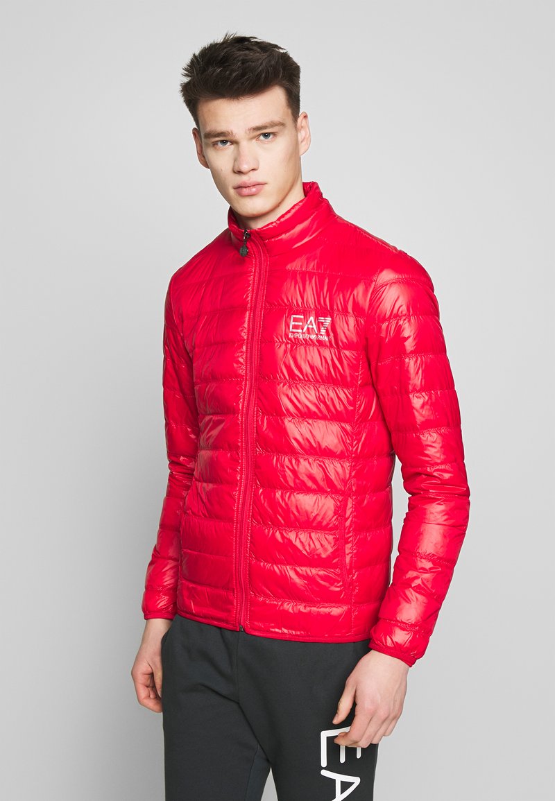 EA7 Emporio Armani - JACKET - Bunda z prachového peří - racing red, Zvětšit