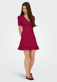 ONLY ONLBILL KURZES - Robe de jour - rio red