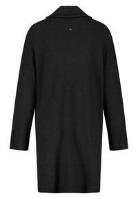 Pull noir à manches longues, oversize, avec un col châle et un design à épaule tombante. Texture lisse sans motifs ni éléments métalliques visibles.