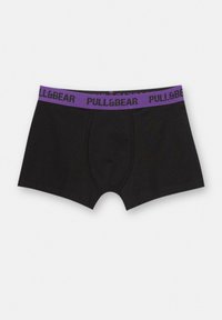 Zwarte katoen boxers met een paarse elastische tailleband waarop het "PULL&BEAR" logo in zwart is gedrukt. Soepele textuur, klassiek ontwerp.