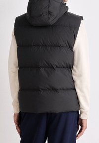 Tommy Jeans Liivi - black