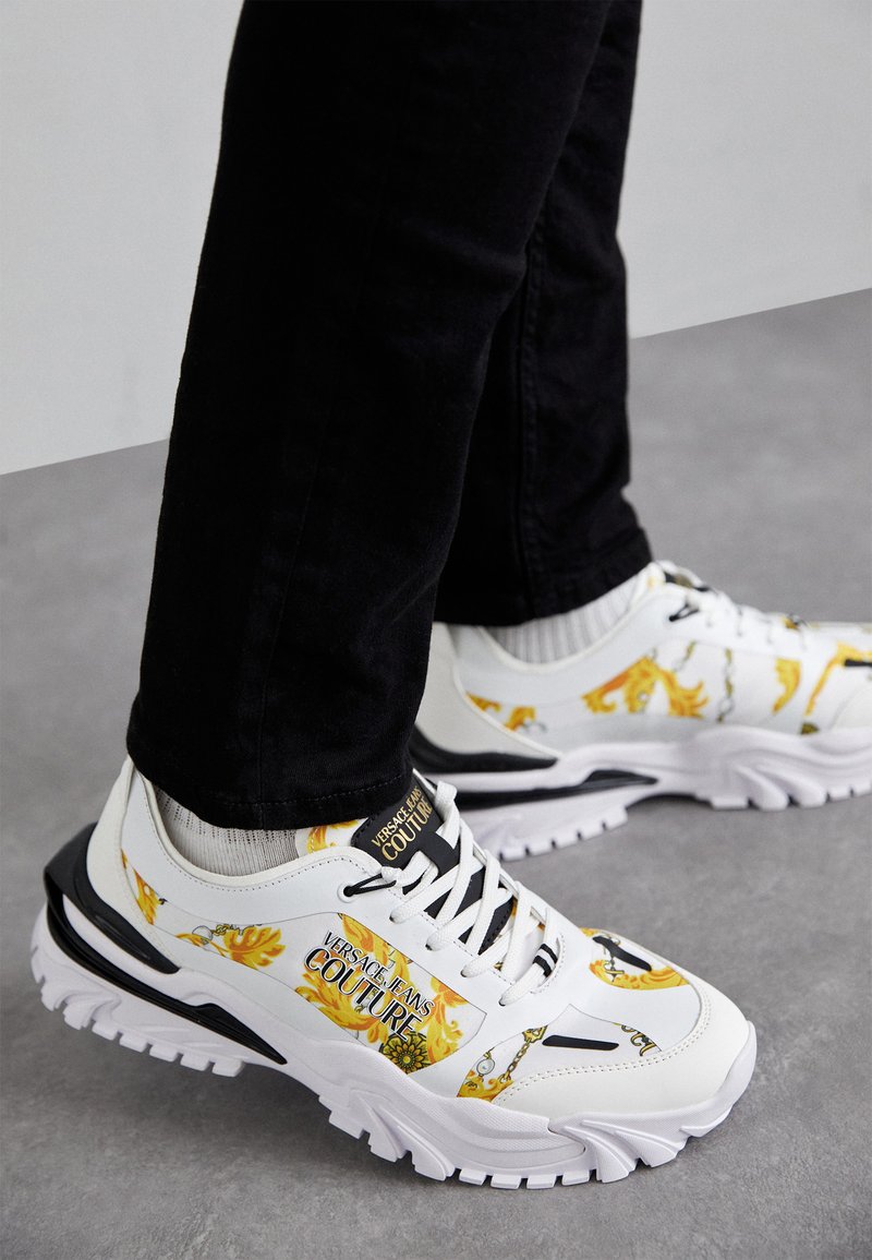 versace sneakers jeans couture