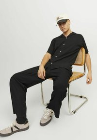 Jack & Jones Verryttelyhousut - black