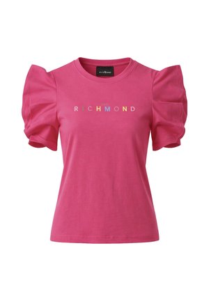 Camicia rosa a maniche corte con maniche a sbuffo e testo multicolore "John Richmond" centrato sul petto.