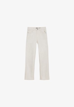 Lys beige denim jeans med lige ben design, har fem lommer og sølvfarvet hardware. Blød tekstur med minimal syning.