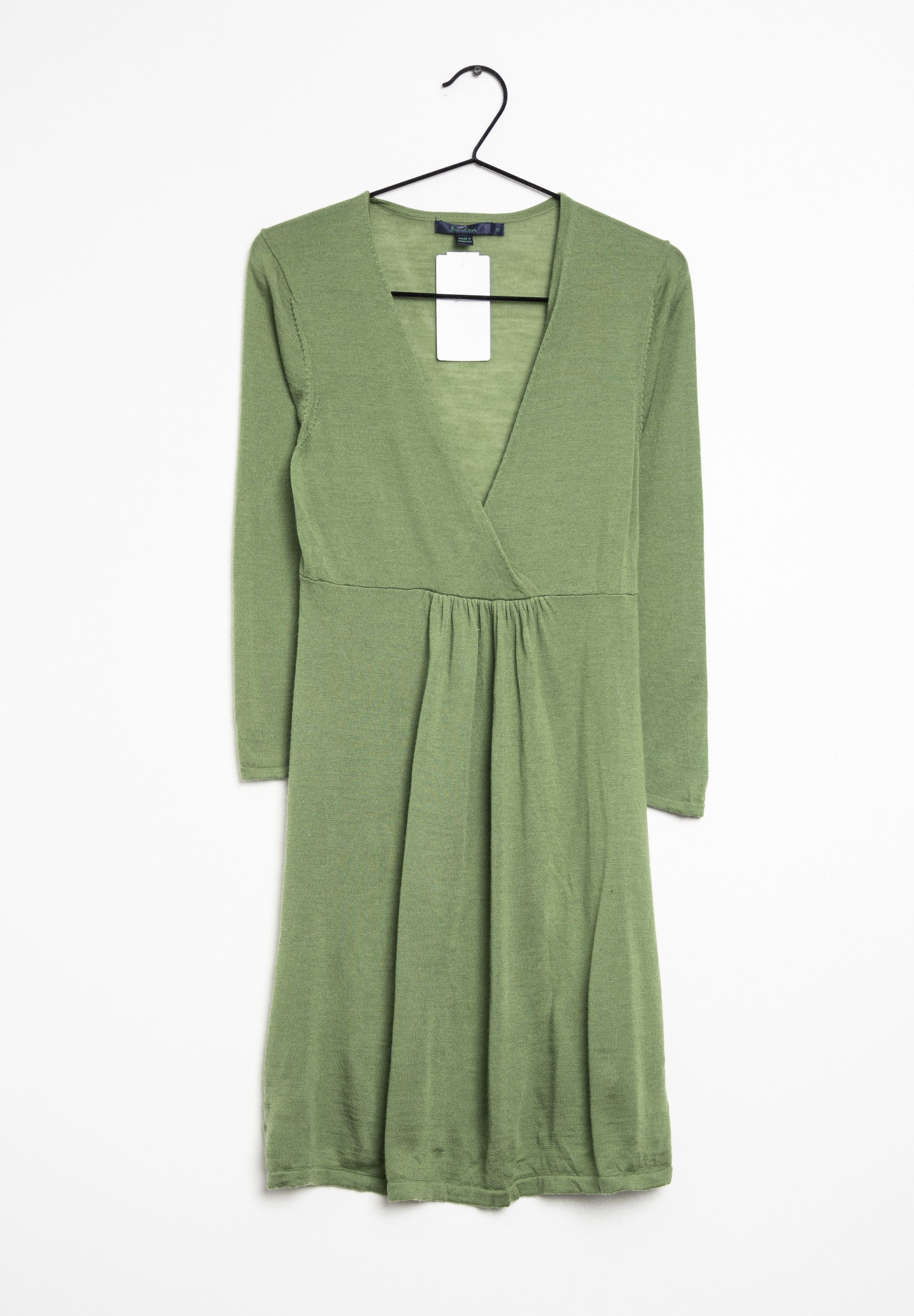 green emerald velvet dress Bright Spring Shamrock Sleeveless Ruffle Wrap Dress main image 1