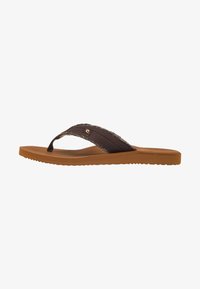 Unselected, brown tan