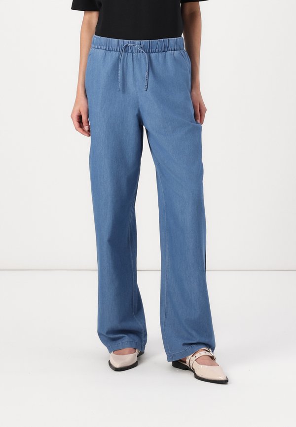 ONLBEA STRING STRAIGHT PANT - Stoffhose