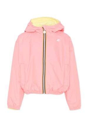 Giacca con cappuccio rosa con fodera gialla, cerniera frontale con strisce nere, bianche e gialle, polsini elastici e tasche laterali.