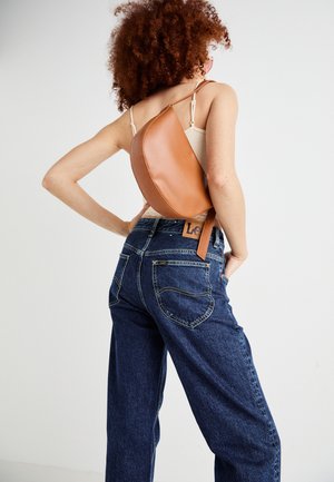 PCTESSA CROSS BODY - Käsilaukku - cognac